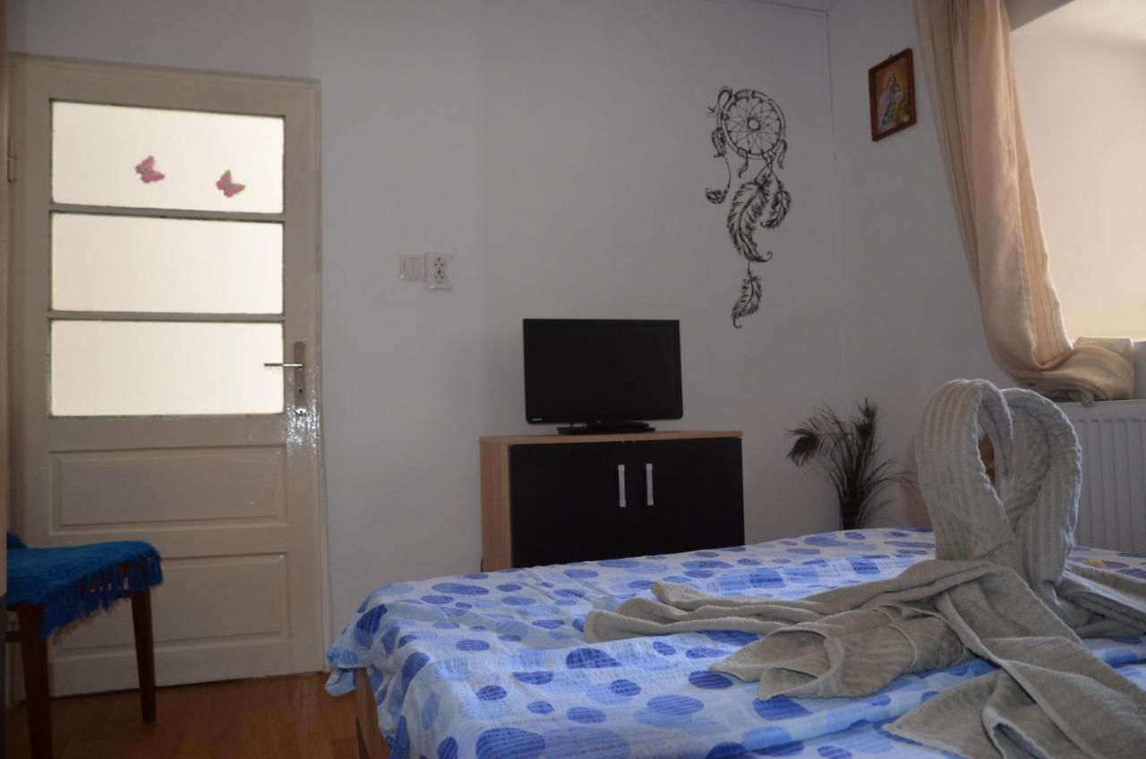 Casa Cu Fluturi Appartement Constanţa Buitenkant foto