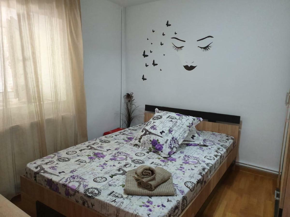 Casa Cu Fluturi Appartement Constanţa Buitenkant foto