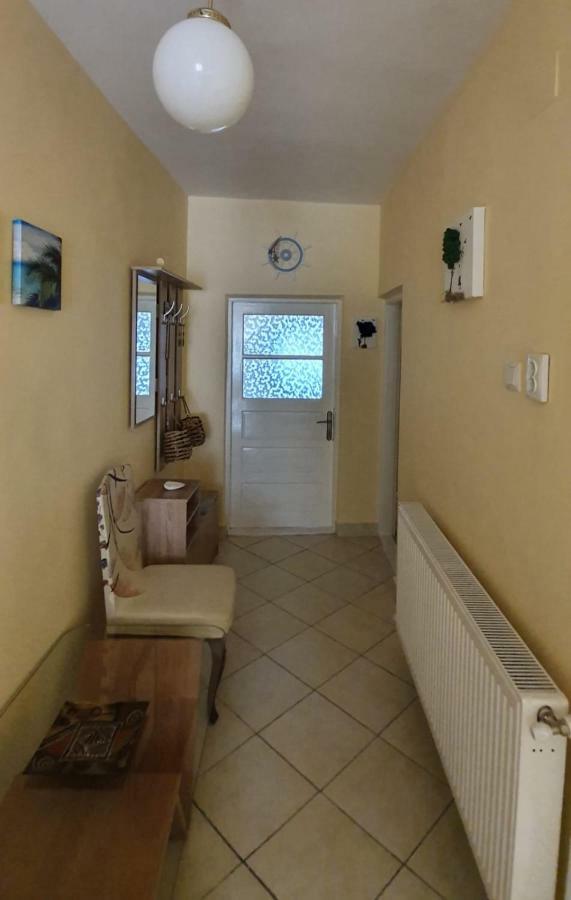 Casa Cu Fluturi Appartement Constanţa Buitenkant foto