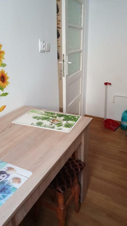 Casa Cu Fluturi Appartement Constanţa Buitenkant foto