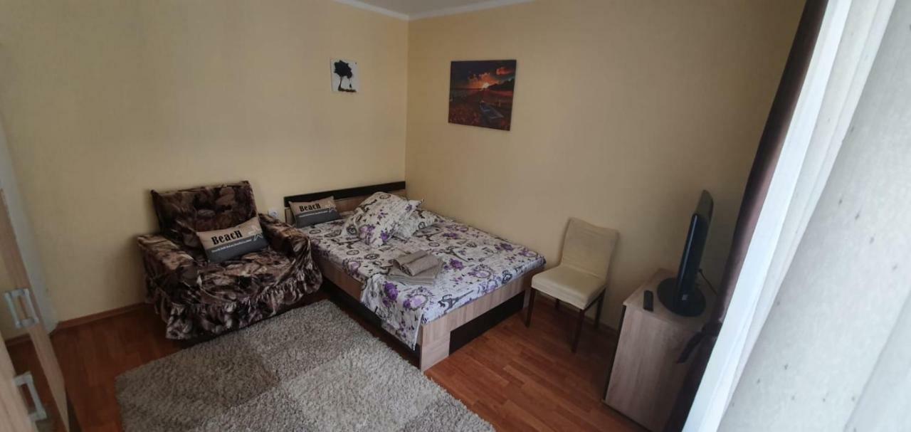 Casa Cu Fluturi Appartement Constanţa Buitenkant foto